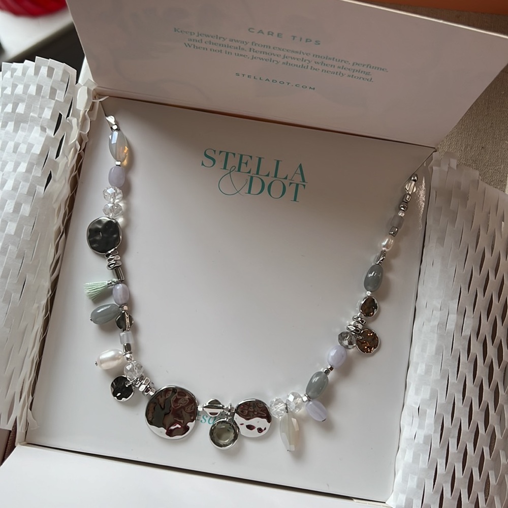 💧STELLA&DOT Metal Bubbles mini statement necklace silver - Picture 7 of 7